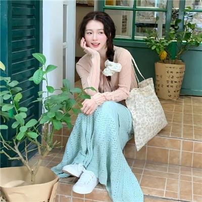 腹中甜海报